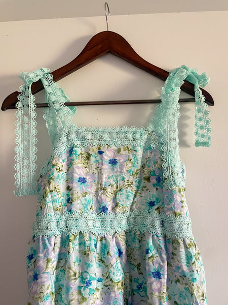 Florals & Lace
